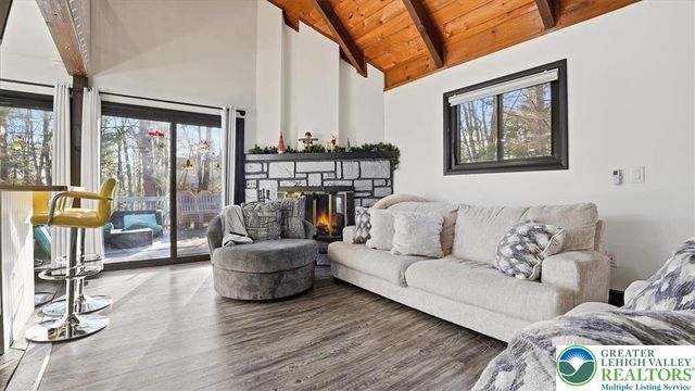 6401 Marvin Gardens, Coolbaugh Twp, PA 18466