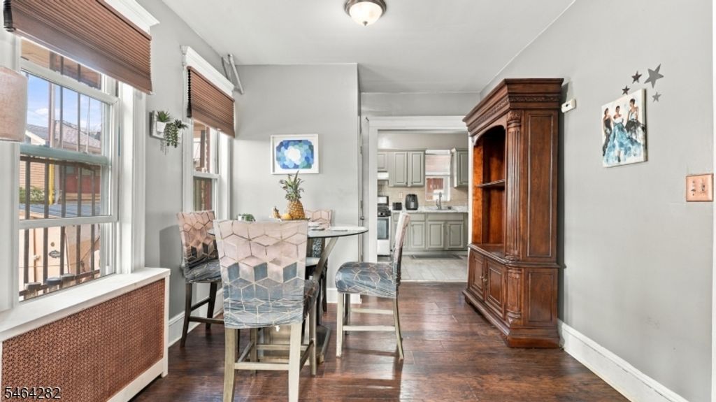 12 Church Pl, East Orange City, NJ 07017 — photo 4