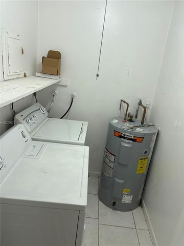 7481 SW 10th Court 202C, North Lauderdale, FL 33068