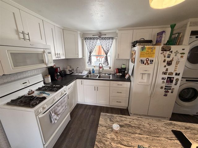 520 W Jessie Road, Sanford, MI 48657