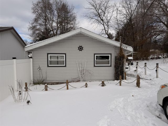 520 W Jessie Road, Sanford, MI 48657