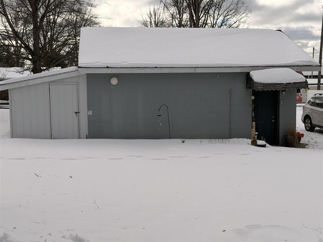 520 W Jessie Road, Sanford, MI 48657