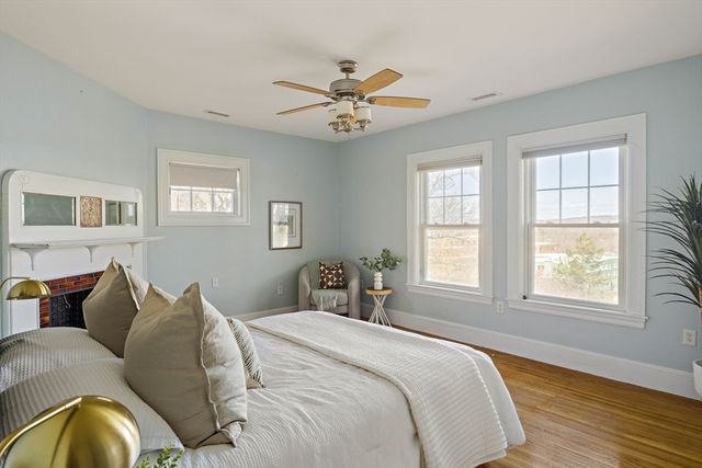 40 Greenwood Ave, Newton, MA 02465