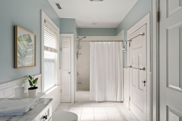 40 Greenwood Ave, Newton, MA 02465