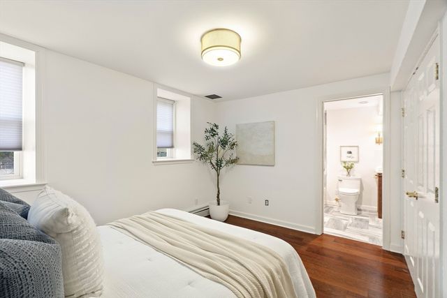 40 Greenwood Ave, Newton, MA 02465