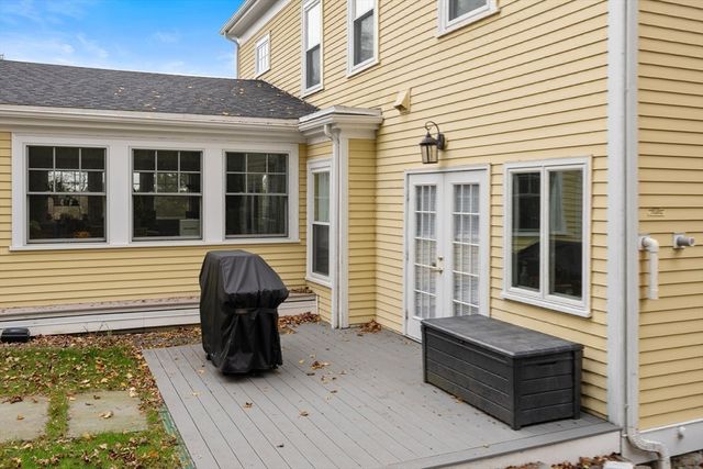 40 Greenwood Ave, Newton, MA 02465