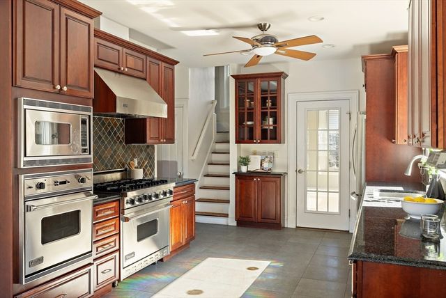 40 Greenwood Ave, Newton, MA 02465