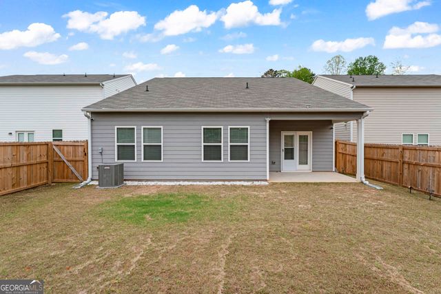 115 N Chesapeake Bay Drive, Locust Grove, GA 30248