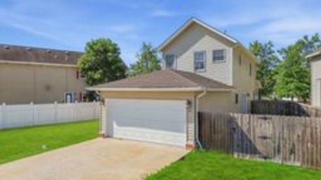 3522 W Belmont Circle, Fayetteville, AR 72704