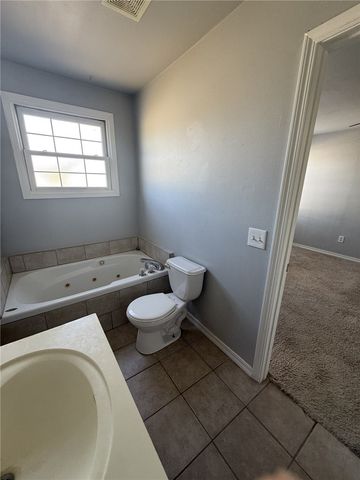 3522 W Belmont Circle, Fayetteville, AR 72704