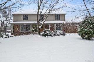 5348 McCandlish Road, Grand Blanc, MI 48439