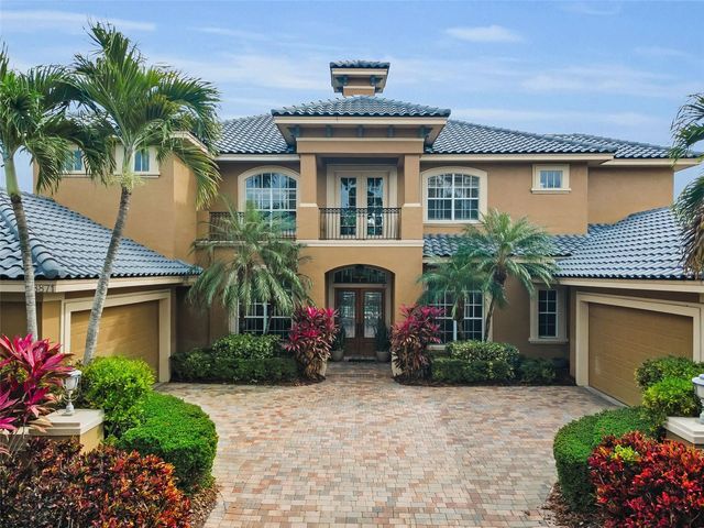 8871 SILVERTHORN ROAD, Seminole, FL 33777