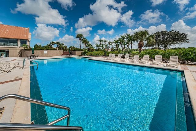 8871 SILVERTHORN ROAD, Seminole, FL 33777