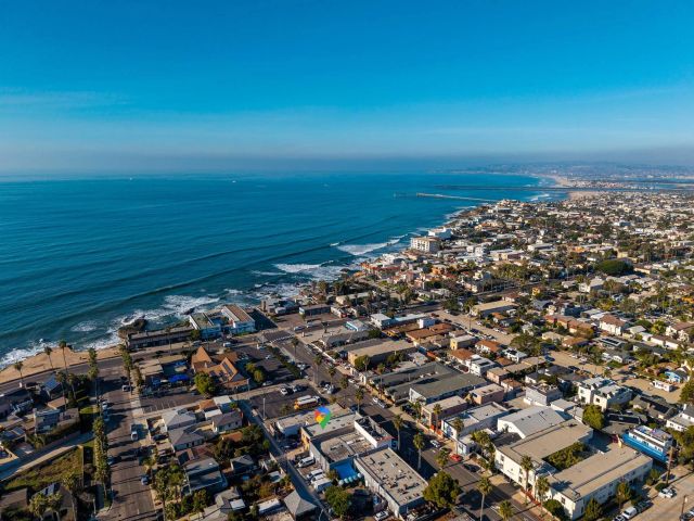 4741 Point Loma Ave 201, San Diego, CA 92106