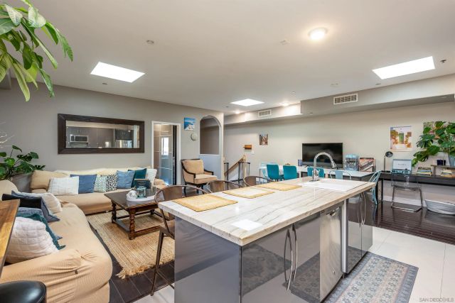 4741 Point Loma Ave 201, San Diego, CA 92106