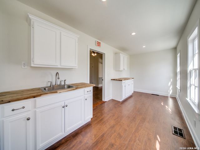 824 5A-2 High Street, Comfort, TX 78624