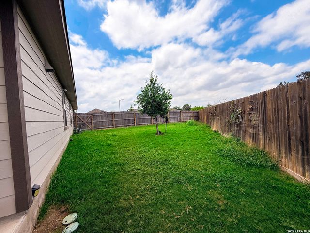9503 FALLS CANYON BLVD, Converse, TX 78109