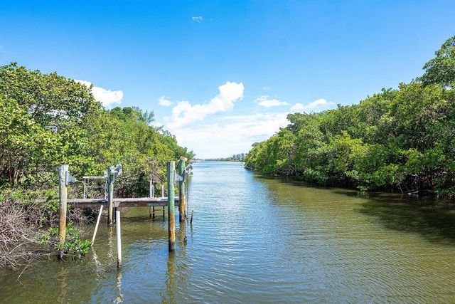359 E Ocean Avenue, Lantana, FL 33462