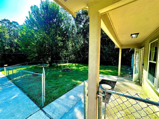12421 Royal Springs, Conroe, TX 77303