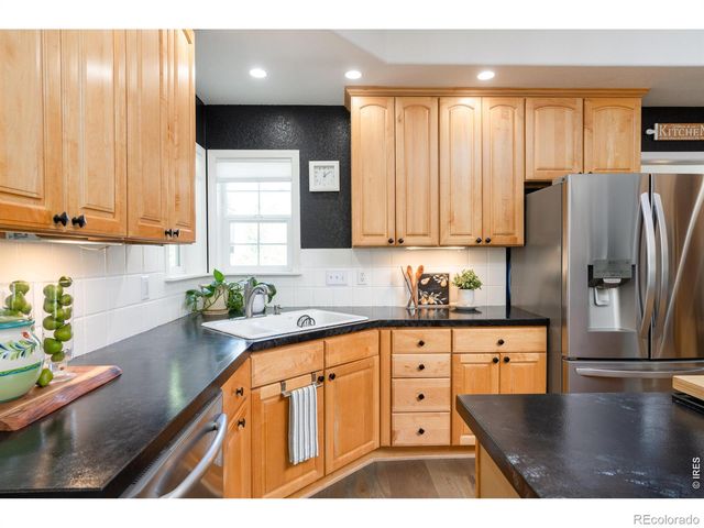 2125 62nd Ave Ct, Greeley, CO 80634