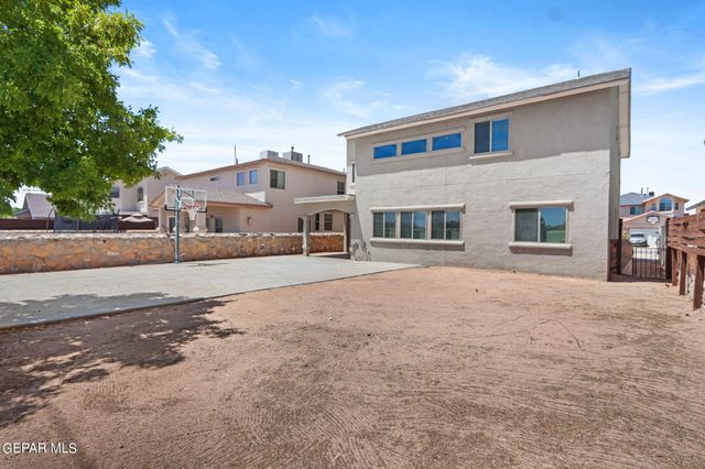 3008 Tierra Cuervo Drive, El Paso, TX 79938