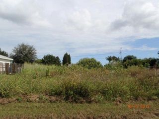 613 SW Cynthia Street, Port Saint Lucie, FL 34983