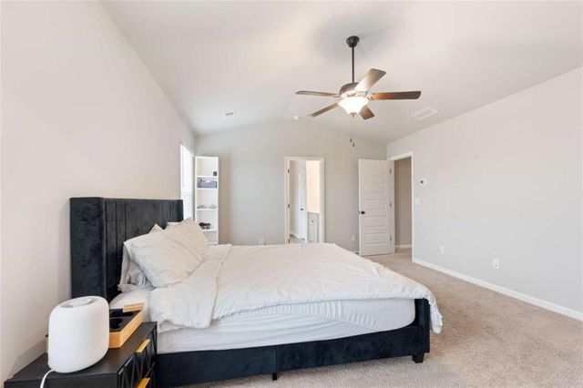 1052 Bodega Loop, Locust Grove, GA 30248