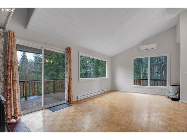 22715 Sw EAGLE POINT Rd, Sheridan, OR 97378