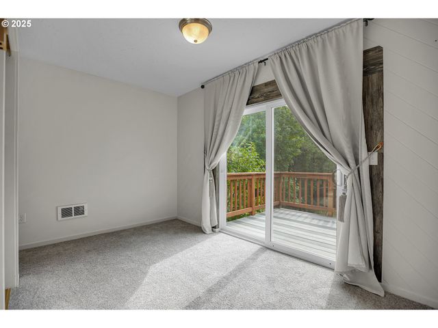 22715 Sw EAGLE POINT Rd, Sheridan, OR 97378