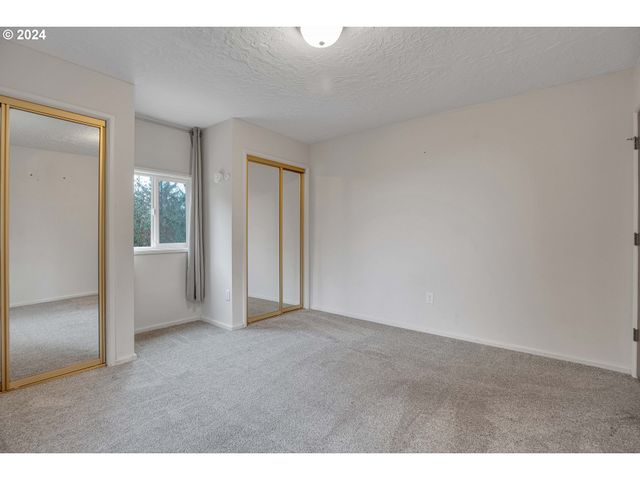 22715 Sw EAGLE POINT Rd, Sheridan, OR 97378