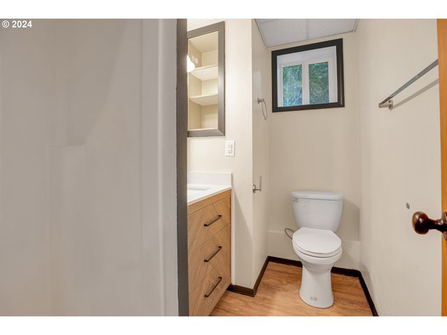 22715 Sw EAGLE POINT Rd, Sheridan, OR 97378