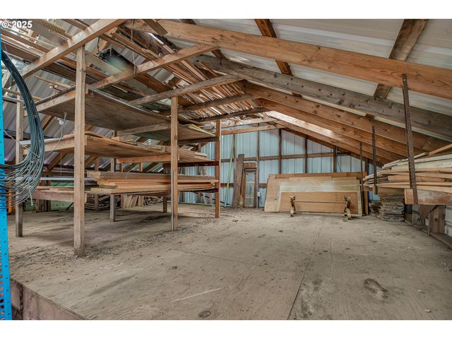 22715 Sw EAGLE POINT Rd, Sheridan, OR 97378