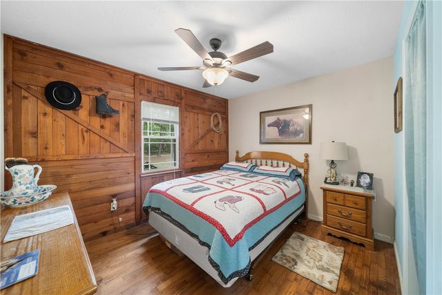 17145 N Highway 94, Pea Ridge, AR 72751