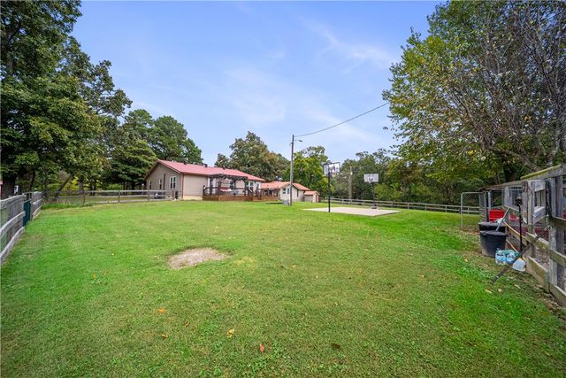 17145 N Highway 94, Pea Ridge, AR 72751