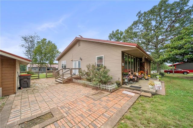 17145 N Highway 94, Pea Ridge, AR 72751