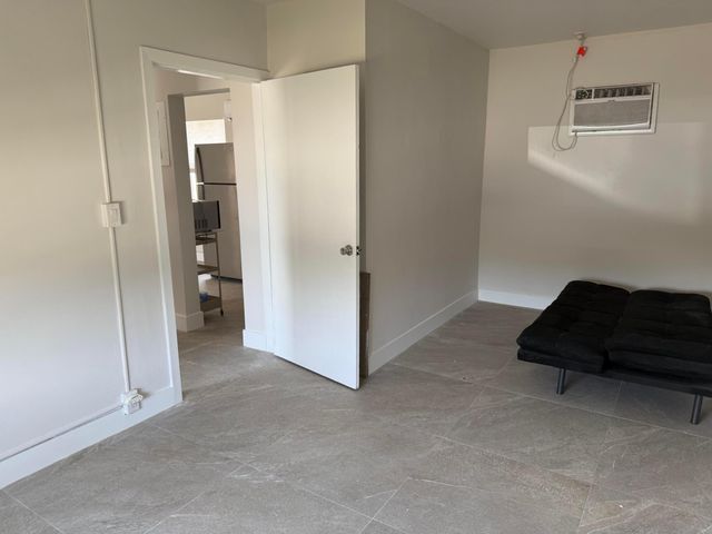 413 S Ocean Boulevard 4, Pompano Beach, FL 33062