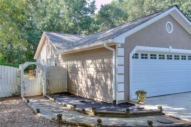 326 Cedar Ridge Drive, Braselton, GA 30517