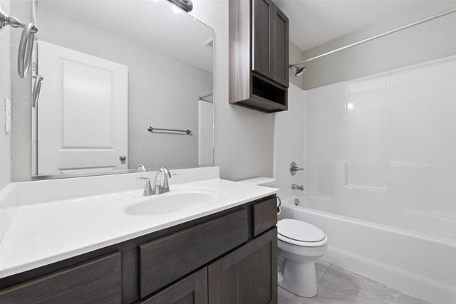 516 E Shade, Andover, KS 67002