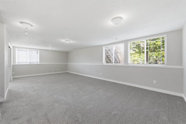 516 E Shade, Andover, KS 67002