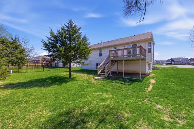 516 E Shade, Andover, KS 67002