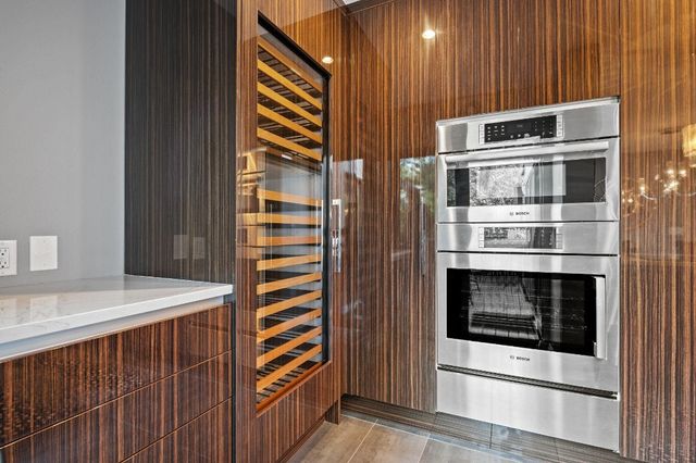 8 Port Side Drive 8A, Fort Lauderdale, FL 33316