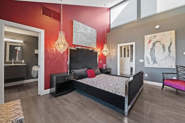 8 Port Side Drive 8A, Fort Lauderdale, FL 33316