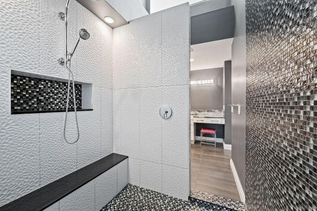 8 Port Side Drive 8A, Fort Lauderdale, FL 33316