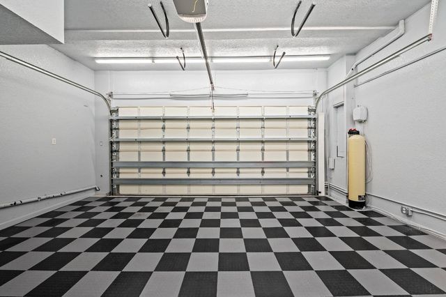 8 Port Side Drive 8A, Fort Lauderdale, FL 33316