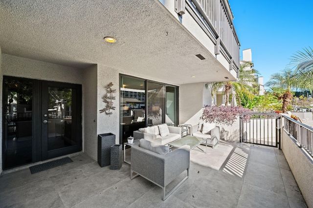 8 Port Side Drive 8A, Fort Lauderdale, FL 33316