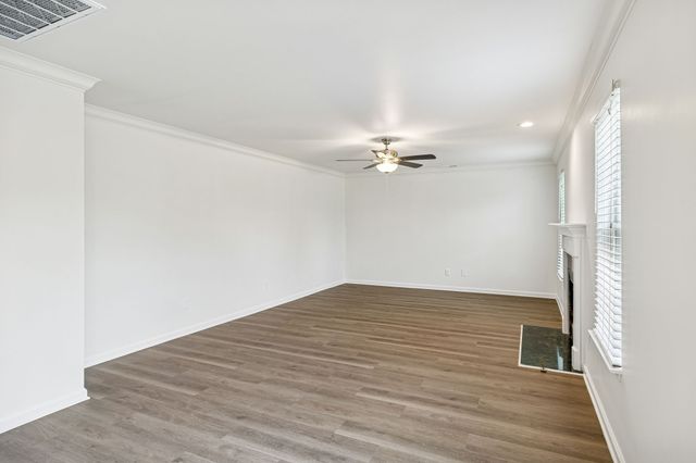 1849 Devon Dr, Spring Hill, TN 37174