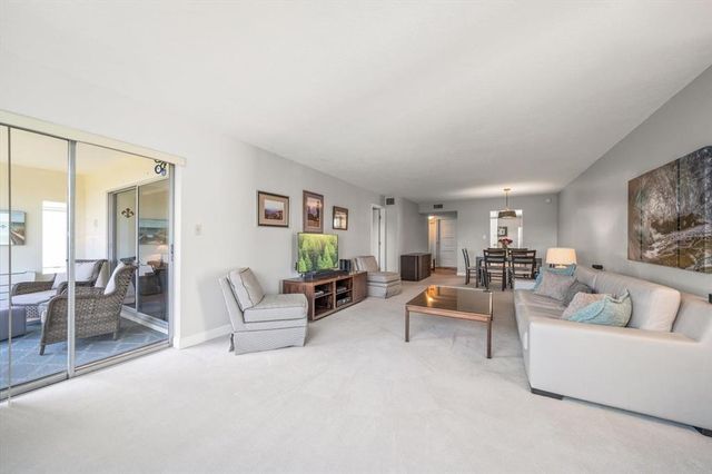 919 OSCEOLA ROAD 202, Belleair, FL 33756
