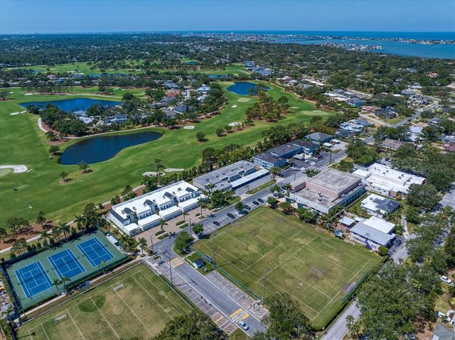 919 OSCEOLA ROAD 202, Belleair, FL 33756