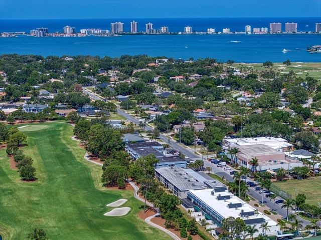 919 OSCEOLA ROAD 202, Belleair, FL 33756