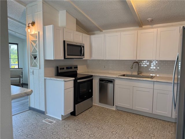 3835 Gardiner Ferry, Corning, CA 96021